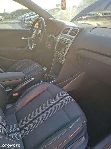 Volkswagen Polo 1.6 TDI MATCH - 19