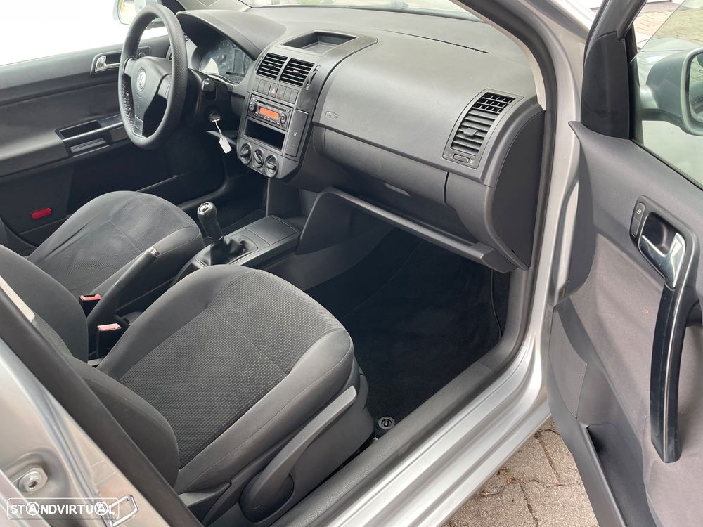 VW Polo 1.2 Confortline - 18
