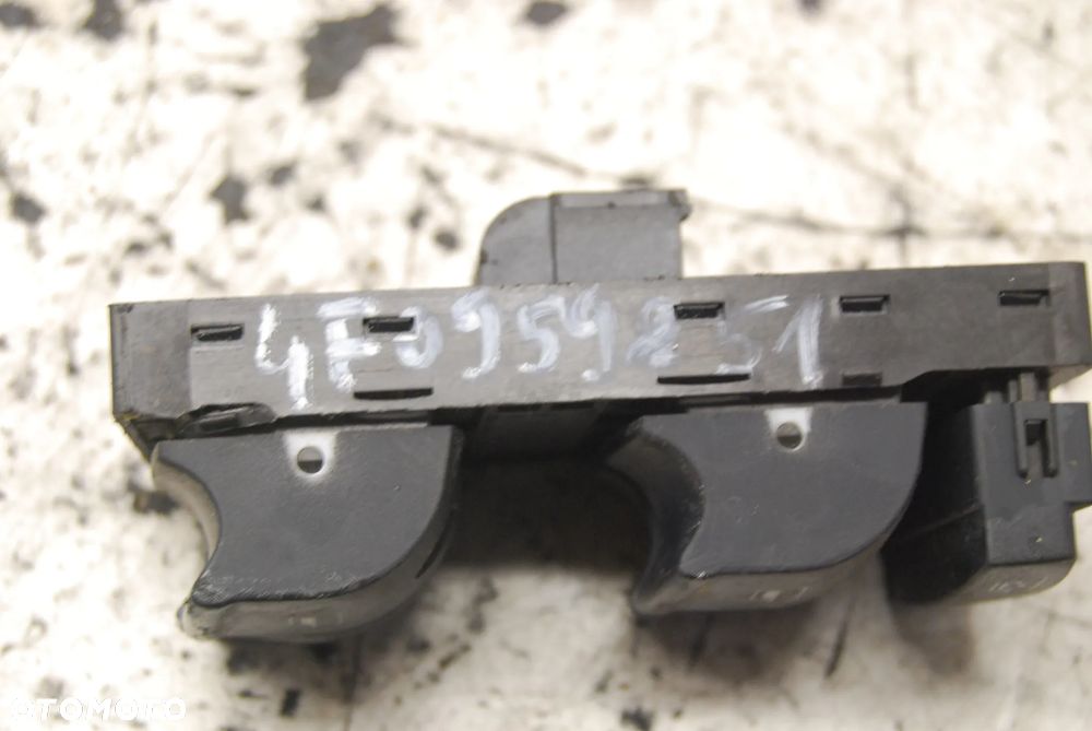 PANEL PRZEŁĄCZNIK SZYB KIEROWCY 4F0959851A AUDI A6 C6 4F0959851 - 4