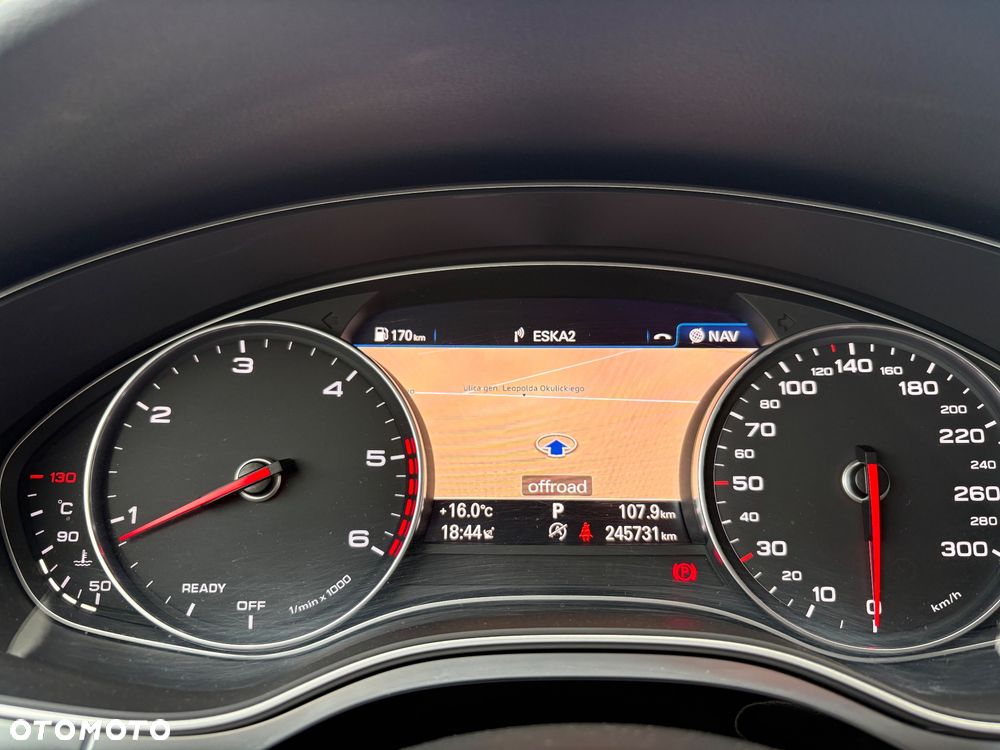 Audi A6 Avant 2.0 TDI ultra S tronic - 32