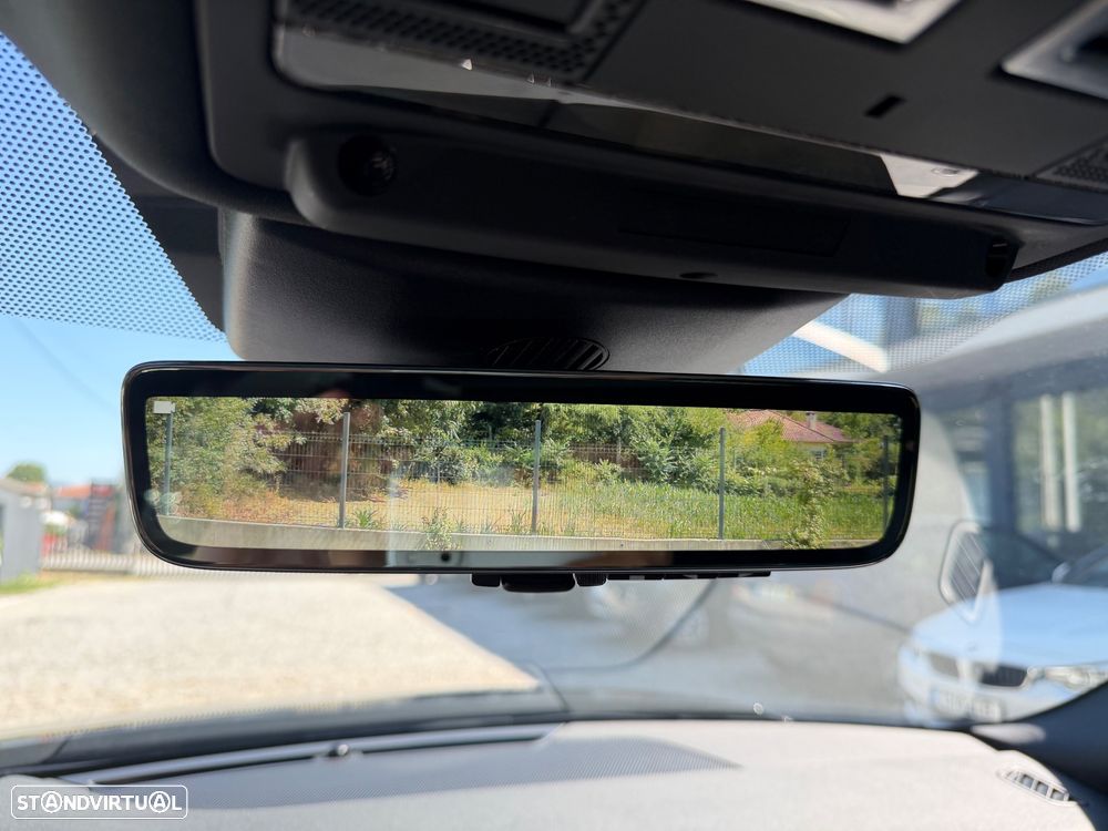 Land Rover Range Rover Evoque P300e R-Dynamic SE - 30