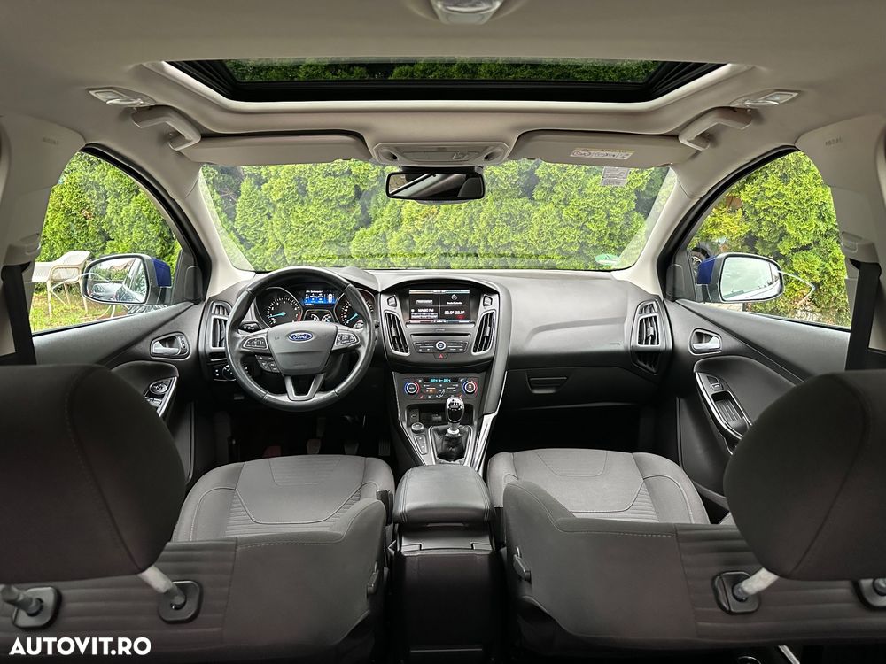 Ford Focus 1.5 EcoBoost Titanium - 4