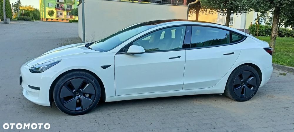 Tesla Model 3 Long Range AWD Premium - 17