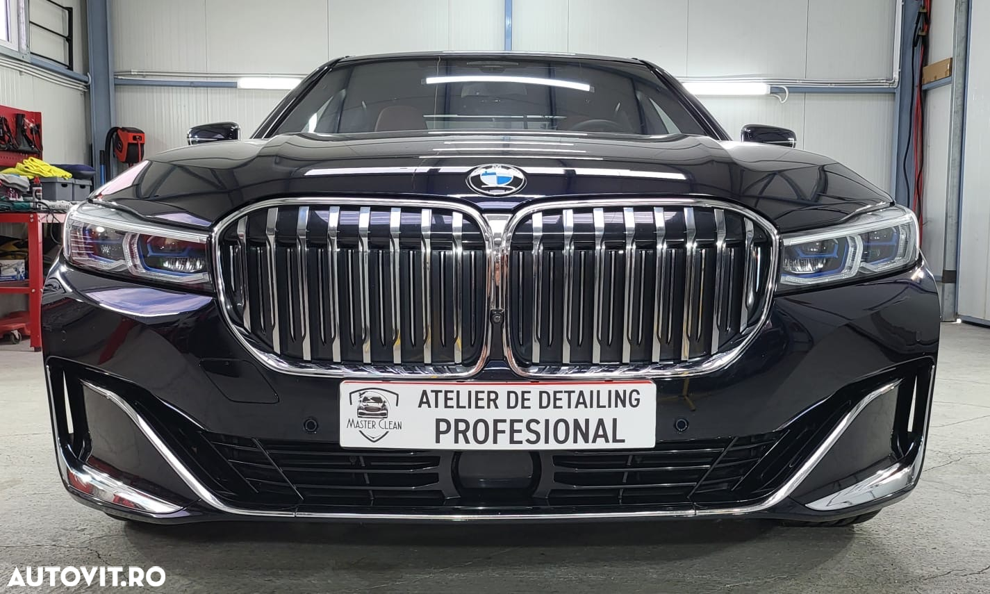 BMW Seria 7 740i - 4