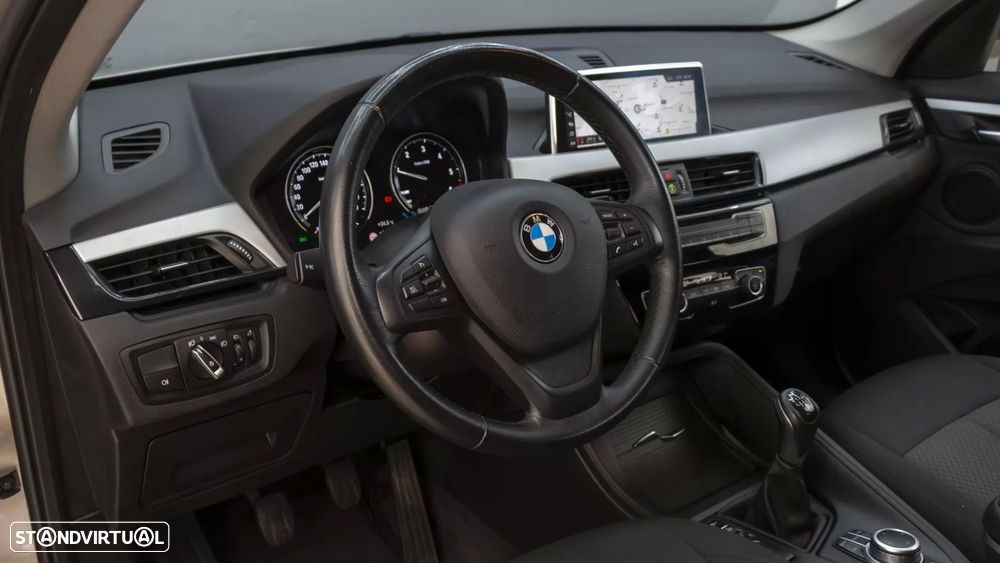BMW X1 16 d sDrive - 19