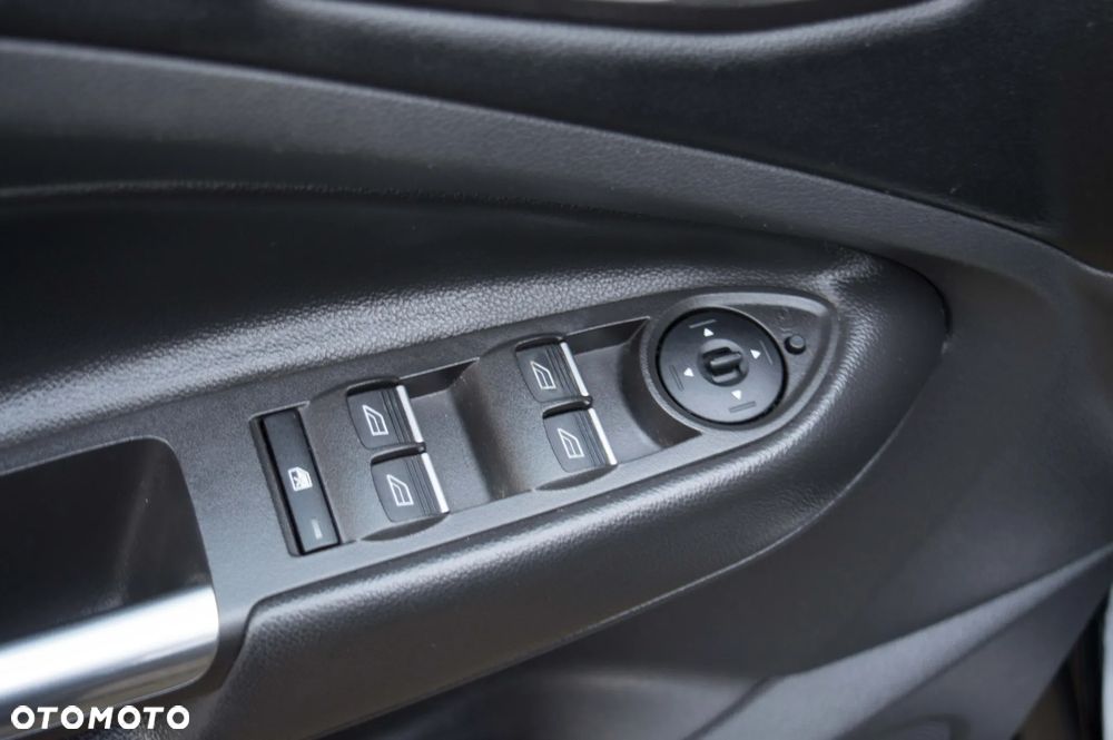Ford Kuga 2.0 TDCi 4WD Titanium - 14