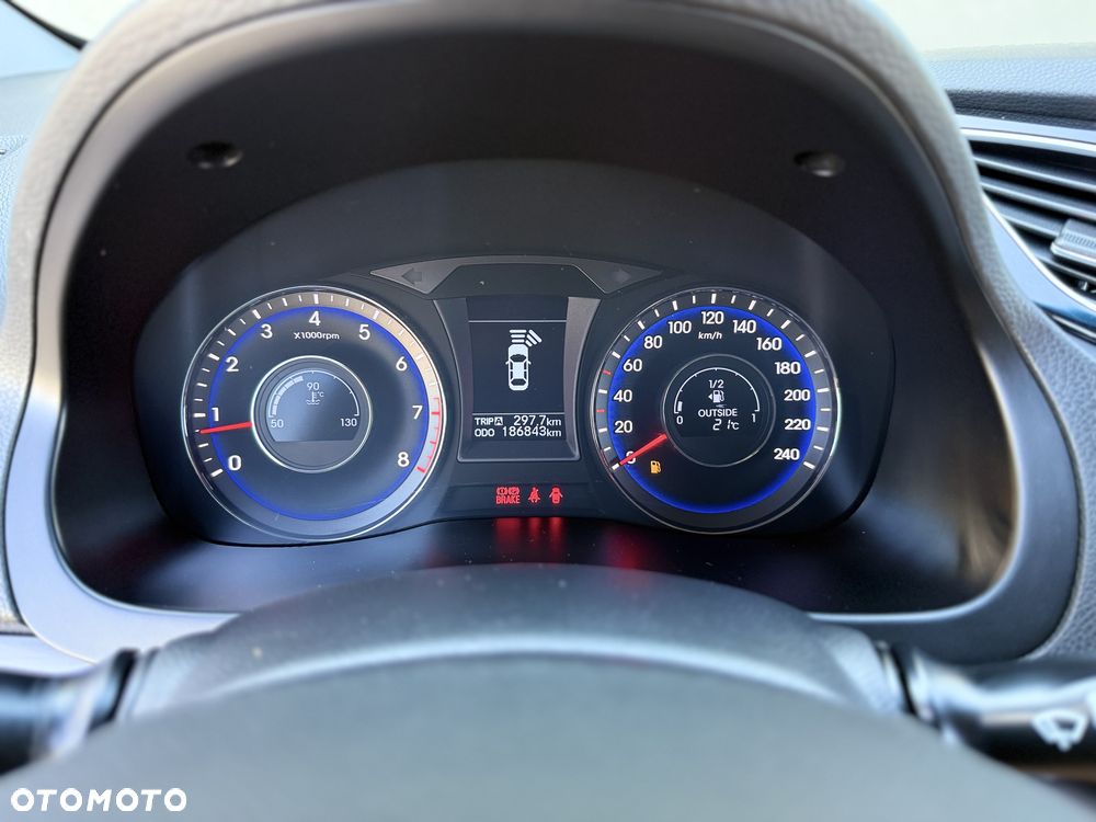 Hyundai i40 Kombi 1.6 Trend - 26