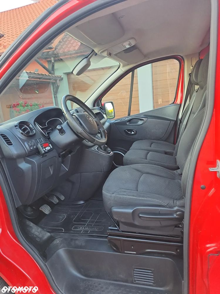 Opel vivaro - 4