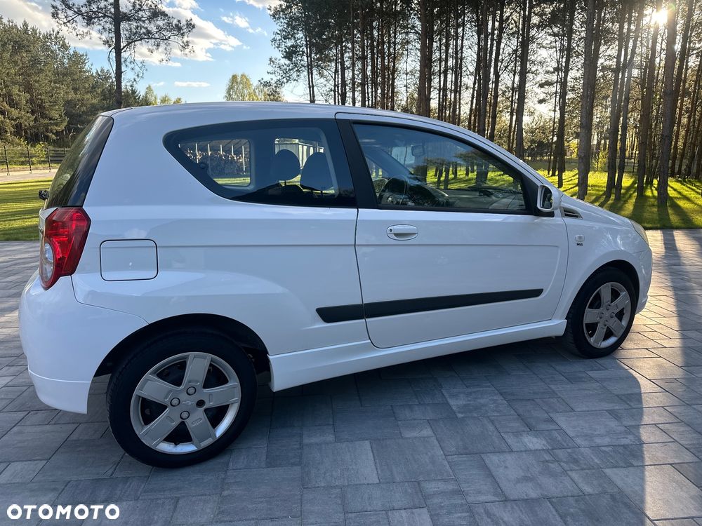 Chevrolet Aveo 1.2 LS - 10