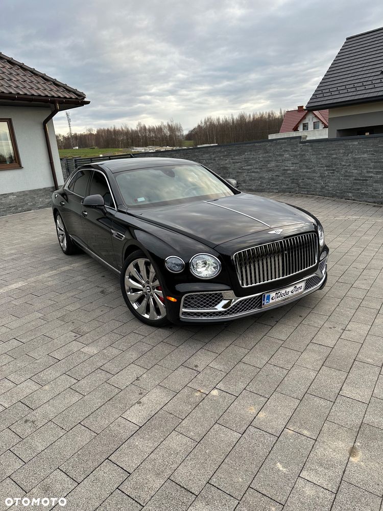 Bentley Flying Spur W12 - 13