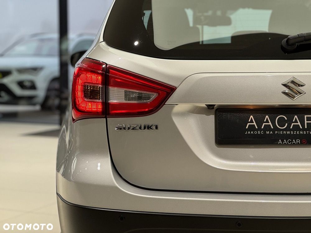 Suzuki SX4 S-Cross 1.4 T Premium 4WD - 34