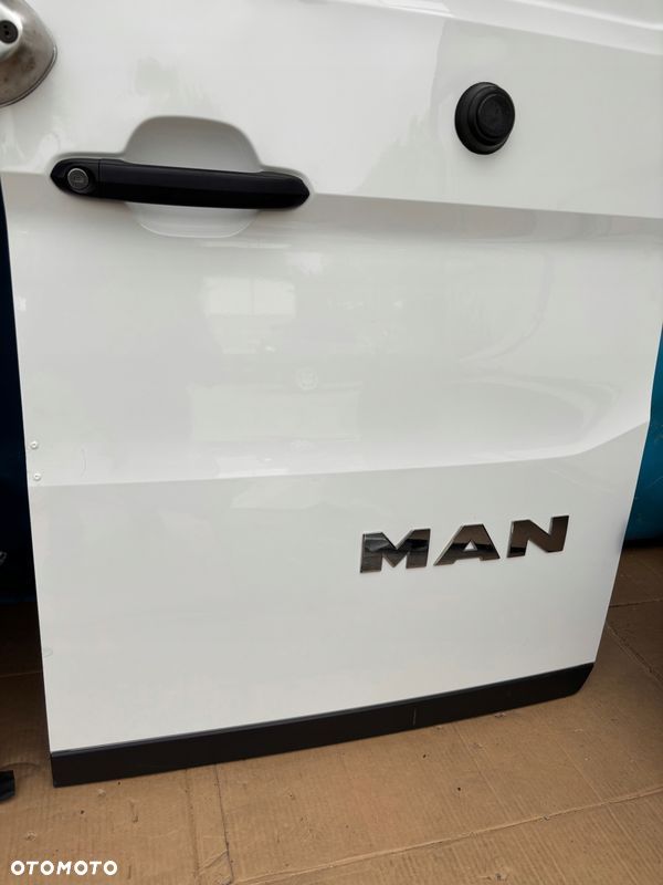 VW CRAFTER 2 MAN TGE 17- DRZWI Tylne kompletne prawe lewe białe wysokie - 6