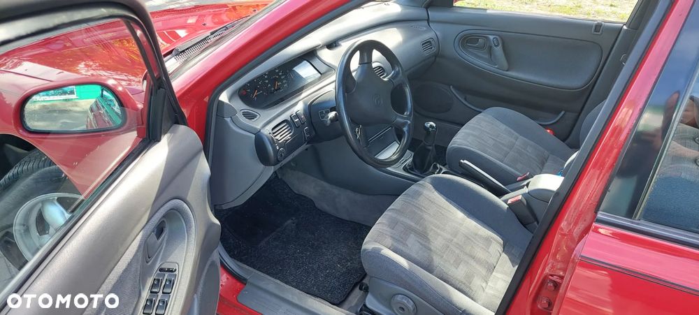 Mazda 626 2.0 - 4