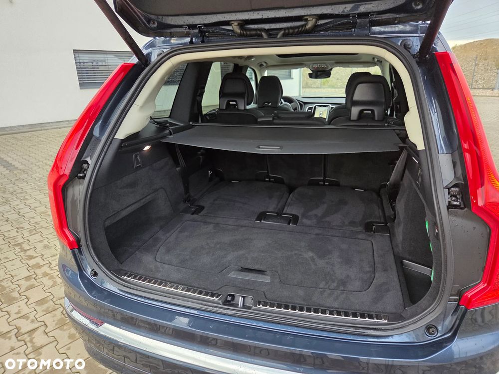 Volvo XC 90 B5 D AWD Plus Bright - 15