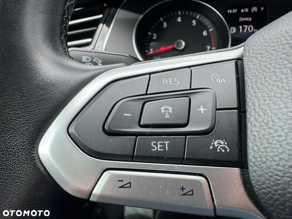 Volkswagen Passat 2.0 TSI Business DSG - 12