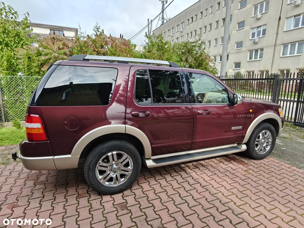 Ford Explorer 4.6 4WD - 5