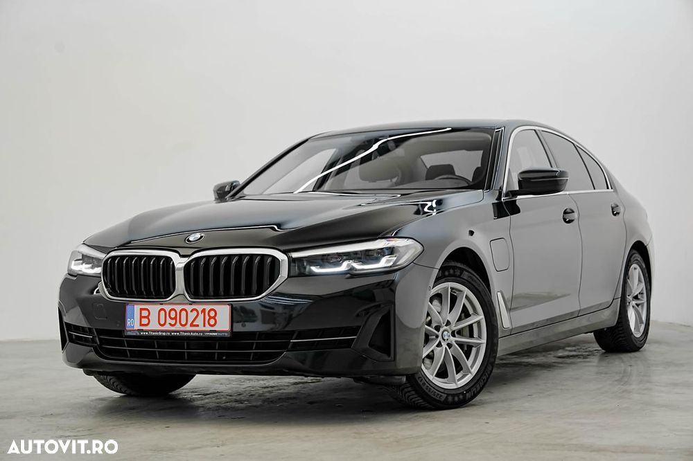 BMW Seria 5 530e Aut. - 8