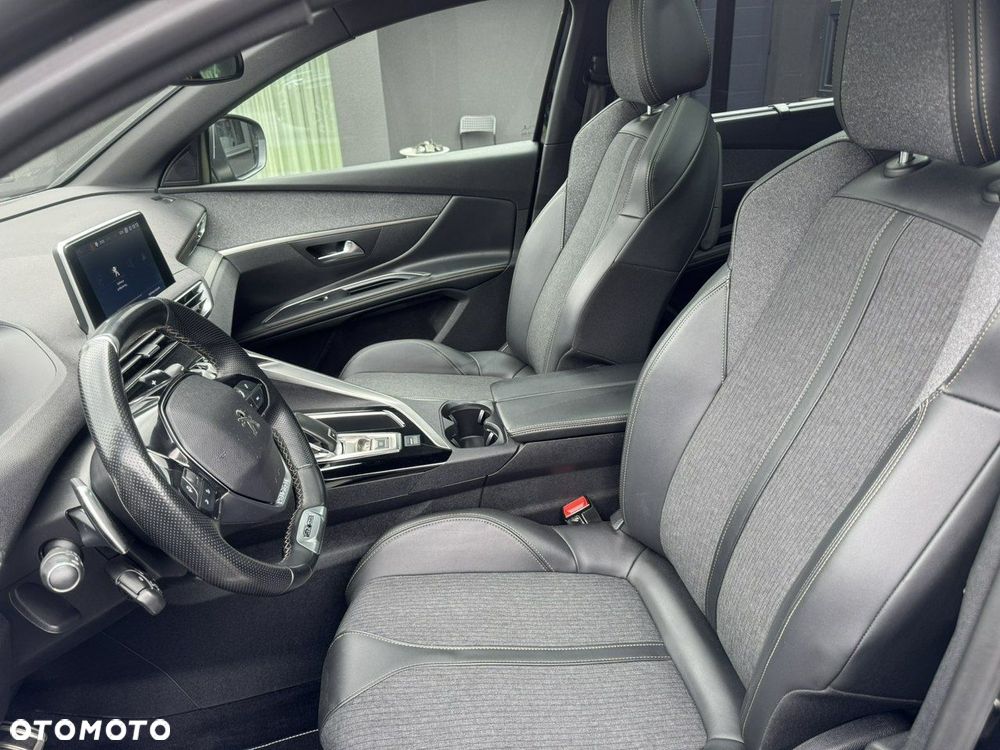 Peugeot 5008 1.6 PureTech GT S&S EAT8 - 17