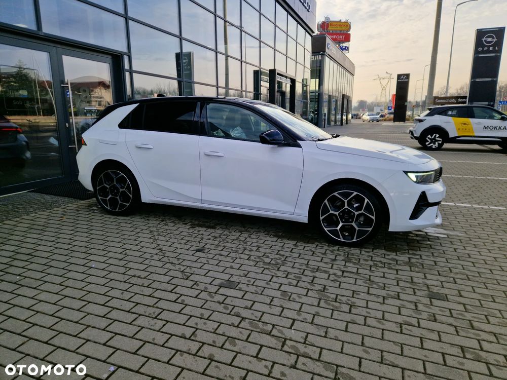 Opel Astra 1.2 T GS Line S&S - 9