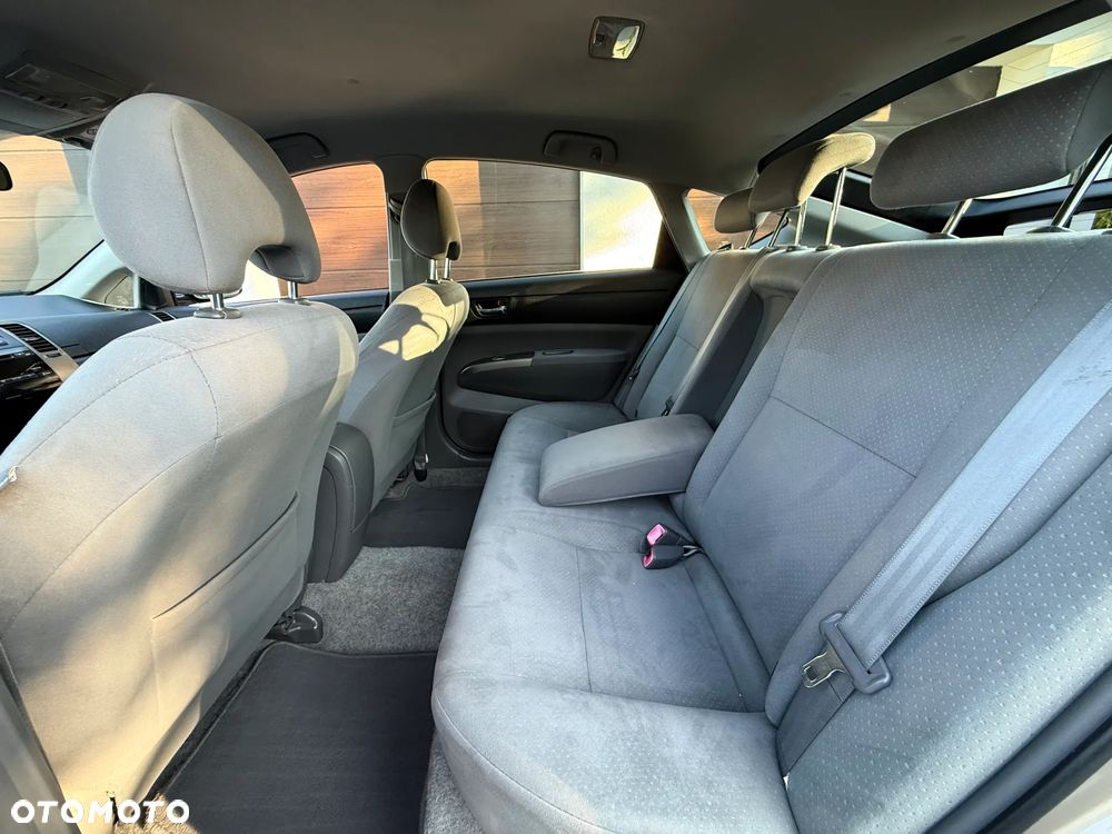 Toyota Prius 1.5 VVT-i Sol - 18