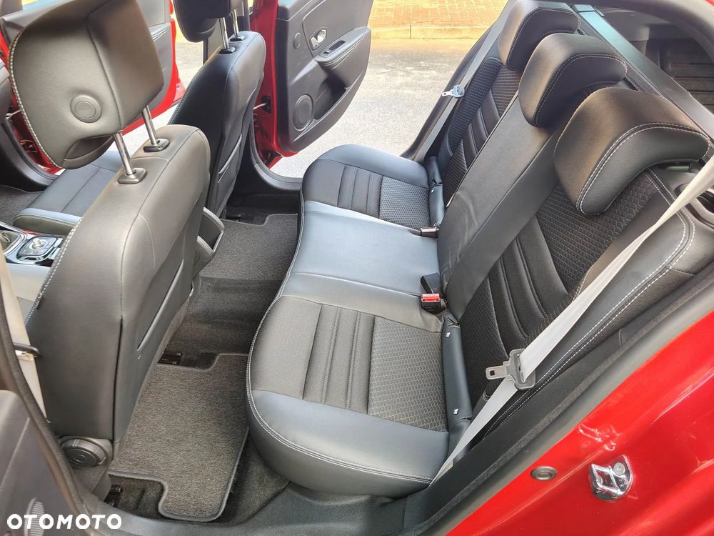 Renault Megane ENERGY dCi 130 BOSE EDITION - 16