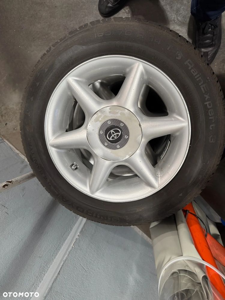 Toyota Yaris 1.0 Terra A/C - 13