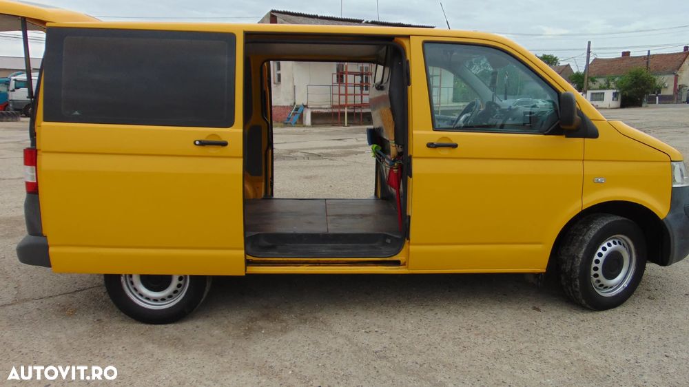 Volkswagen Transporter T5 - 12