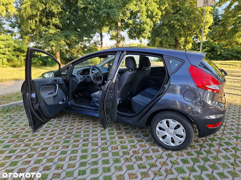 Ford Fiesta 1.25 Trend - 11