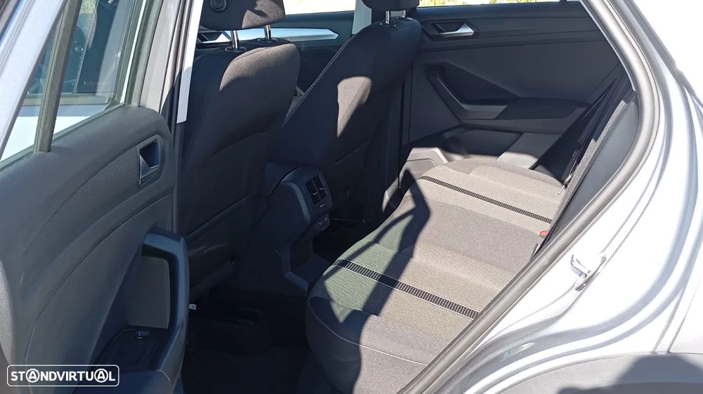 VW T-Roc 2.0 TDI Urban - 13