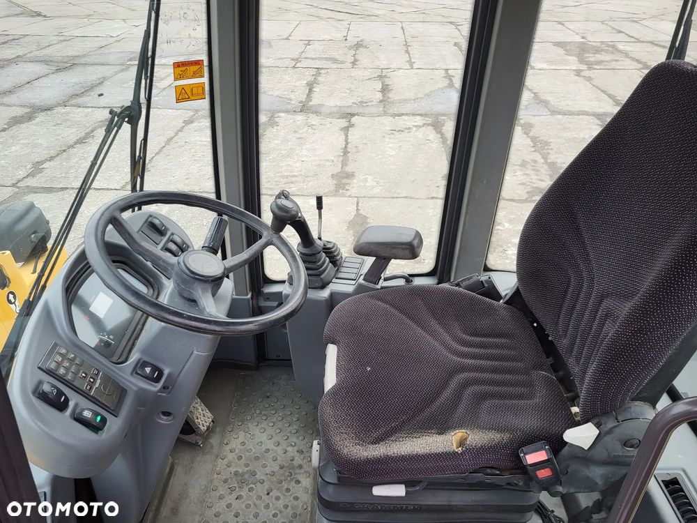 Volvo L 30 G spr z Niemiec 3944 mtg - 13