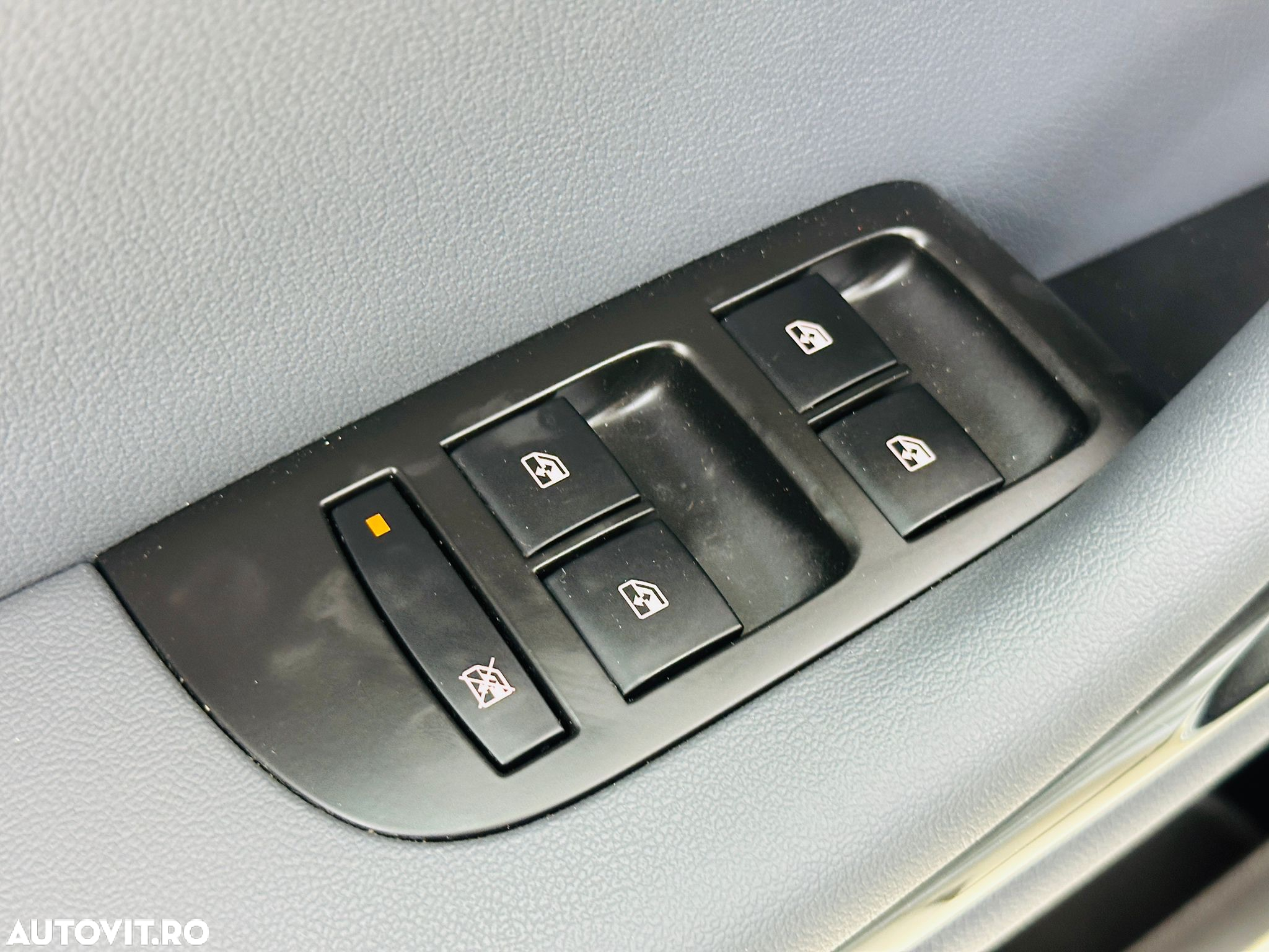 Opel Zafira - 15