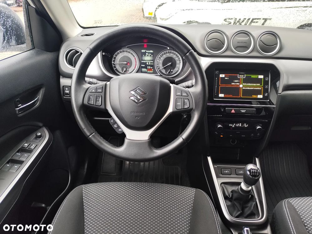 Suzuki Vitara 1.4 Boosterjet Premium 2WD - 15