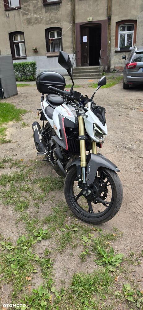 QJMOTOR SRK 125S - 2