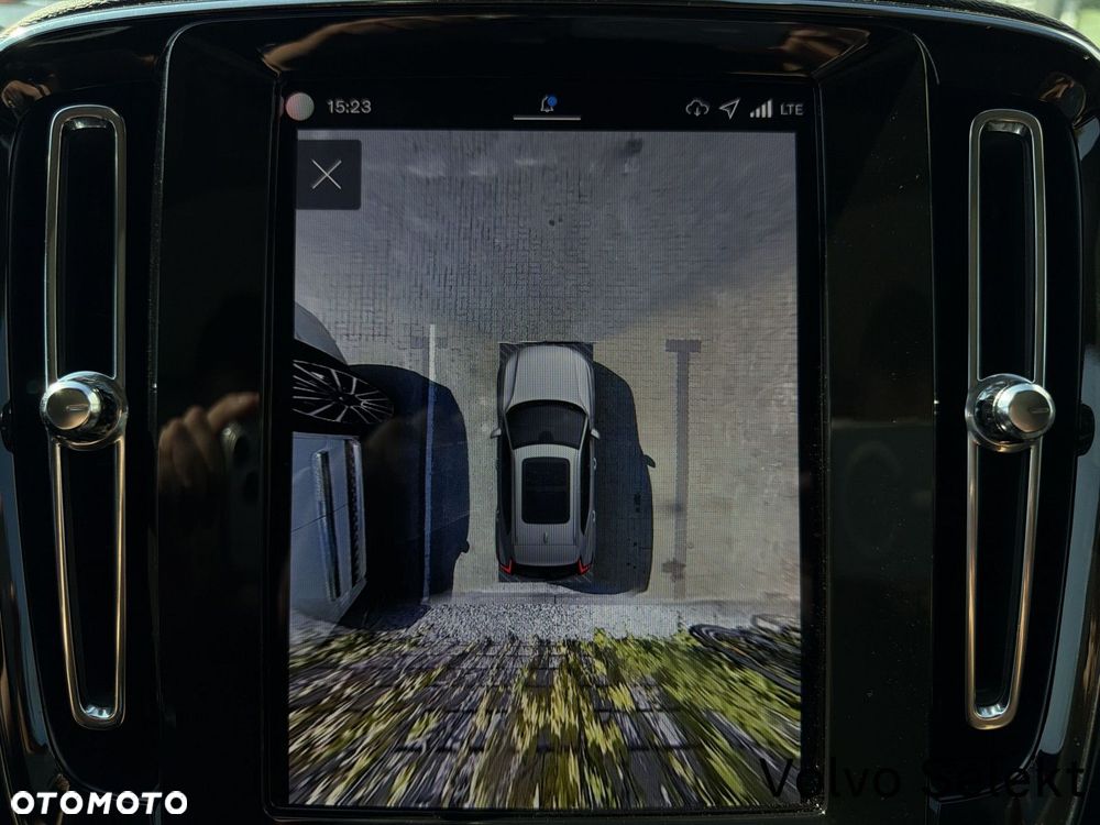 Volvo XC 40 - 30