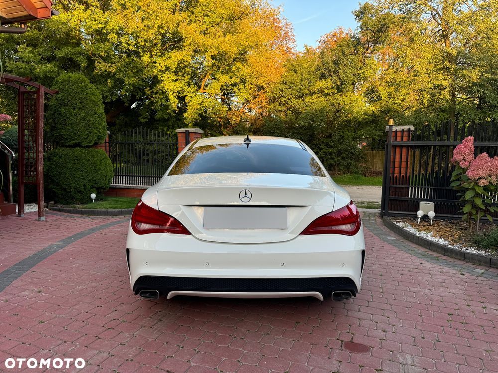 Mercedes-Benz CLA - 4