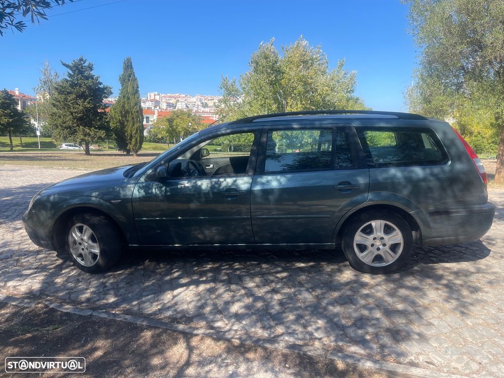 Ford Mondeo SW 2.0 TDdi Ghia - 3