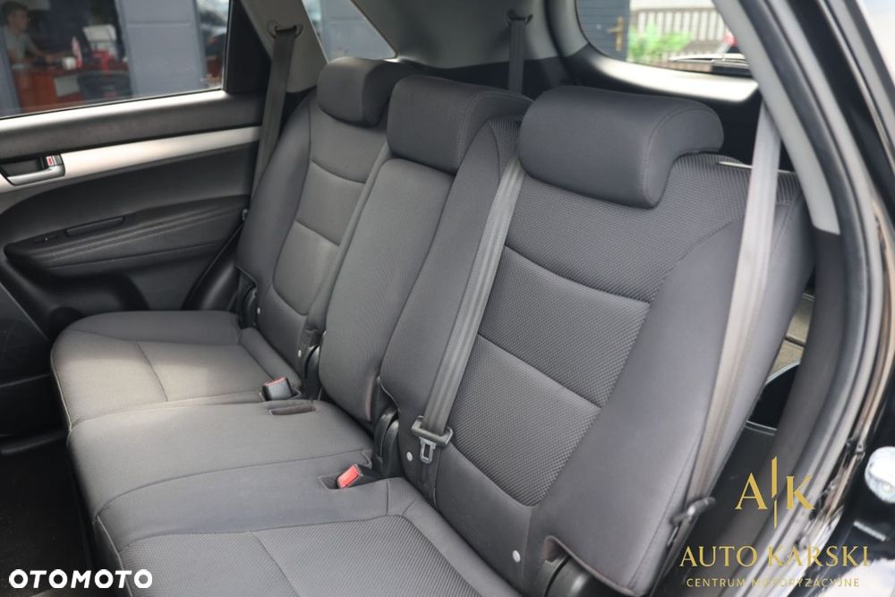 Kia Sorento - 32