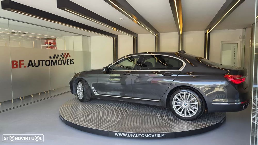 BMW 730 d - 16