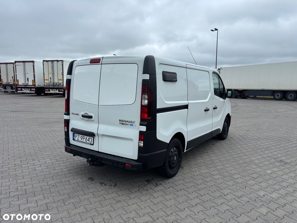 Renault trafic - 5