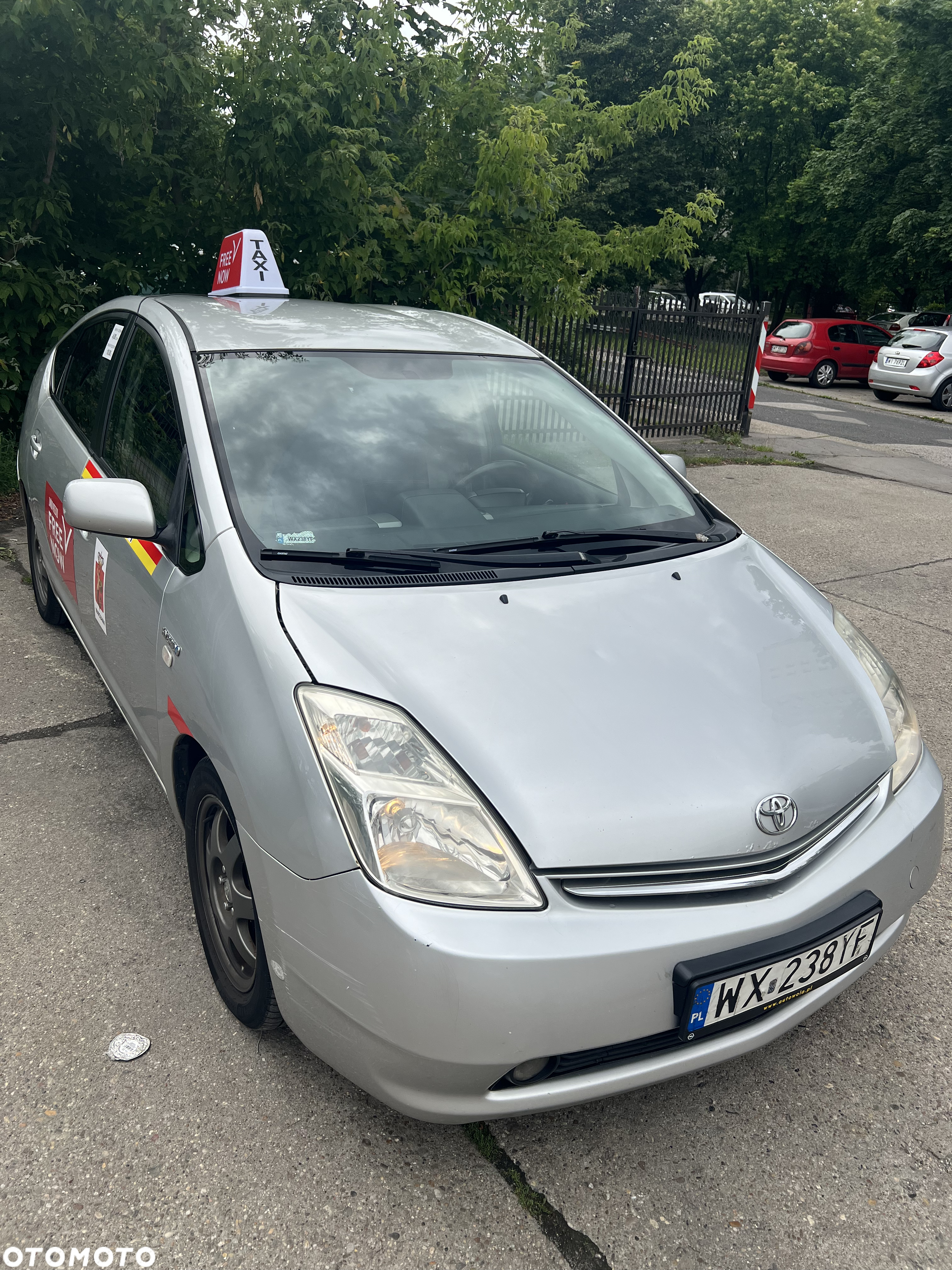 Toyota Prius - 10