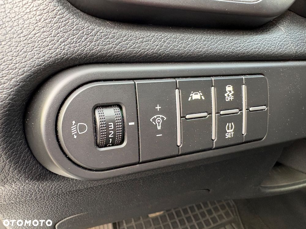 Kia Ceed - 19