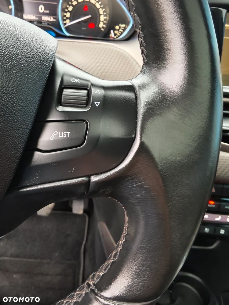 Peugeot 2008 e-HDi FAP 115 STOP & START Allure - 23