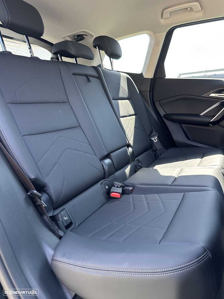 BMW iX1 xDrive30 xLine - 18