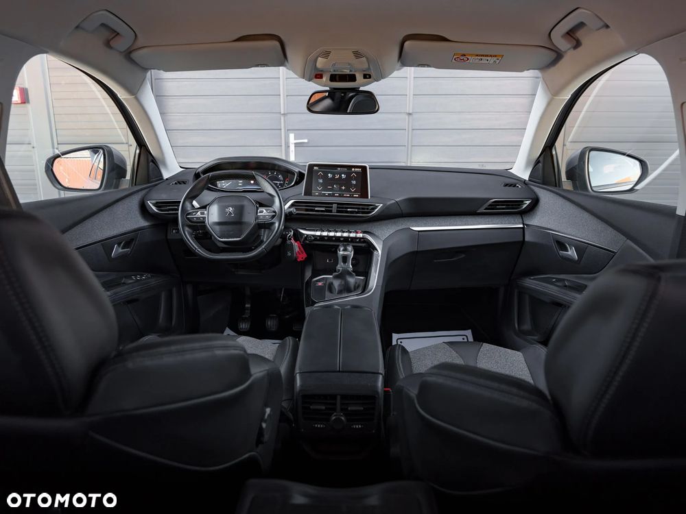 Peugeot 3008 1.6 BlueHDi Allure S&S - 17