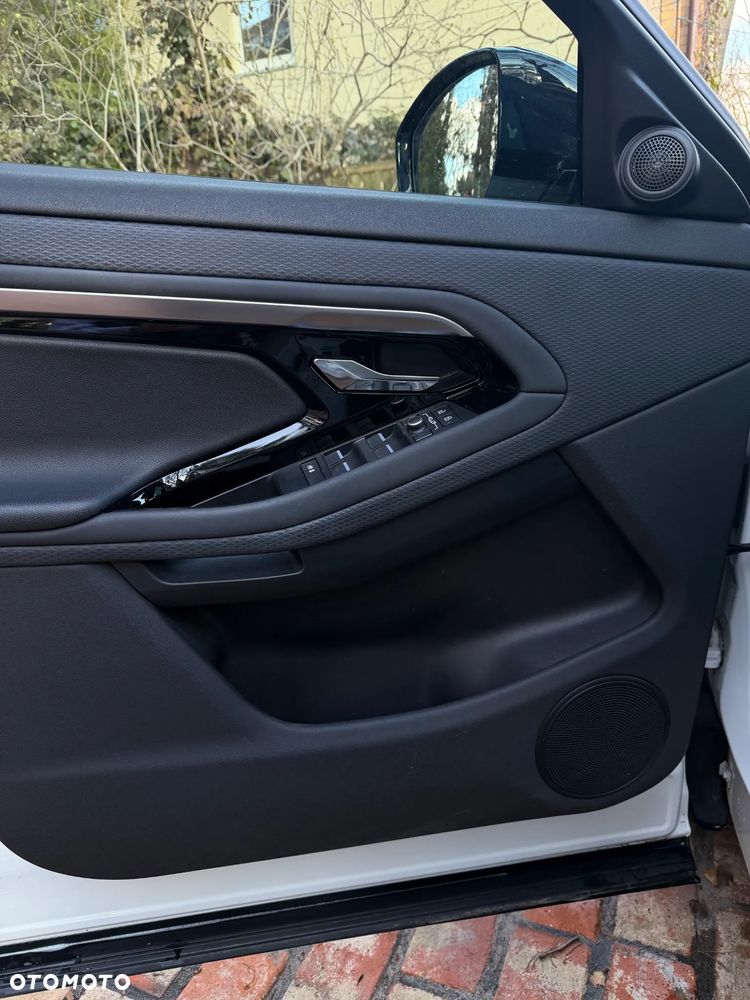 Land Rover Range Rover Evoque - 15