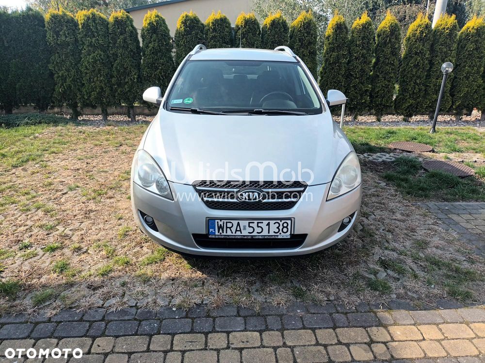Kia Ceed - 1