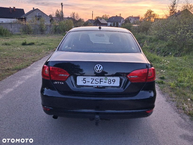 Volkswagen Jetta 1.2 TSI BlueMotion Technology Life - 15