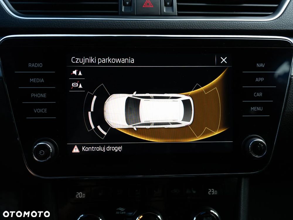 Skoda Superb 2.0 TDI SCR Ambition DSG - 34