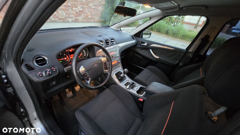 Ford S-Max - 4