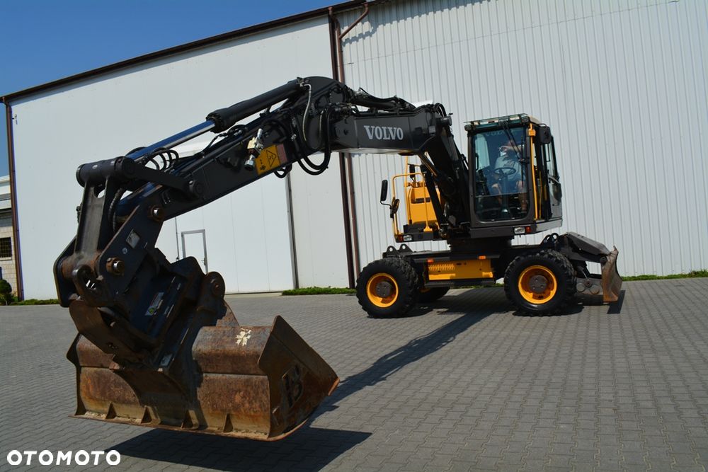 Volvo VOLVO EW160E SUPER STAN z osprzętem - 26